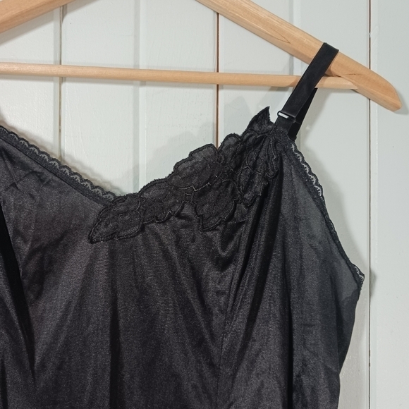 VINTAGE black slip dress - Picture 2 of 5